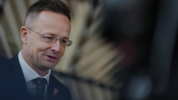 Bizalmatlan az Európai Unió a magyar diplomatákkal