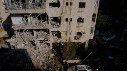 Iráni rakéta csapódott be Tel-Avivban