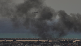 Közel-keleti háború: mi lesz a nyaralásokkal és a repülőjegyek árával?