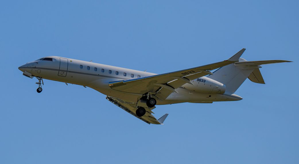 A védelmi minisztérium szerződést kötne a kormánygépek szervizelésére