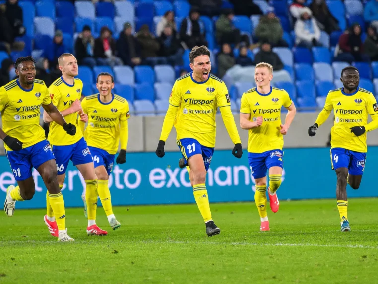 Fociliga, rájátszás: Eperjesen döntetleneztek a komáromiak