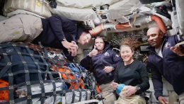 Félúton jár a Hold felé az Artemis 2 küldetés