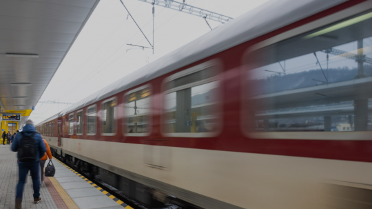 A féláras jegyek mellett tovább nő a vonatozók száma Szlovákiában