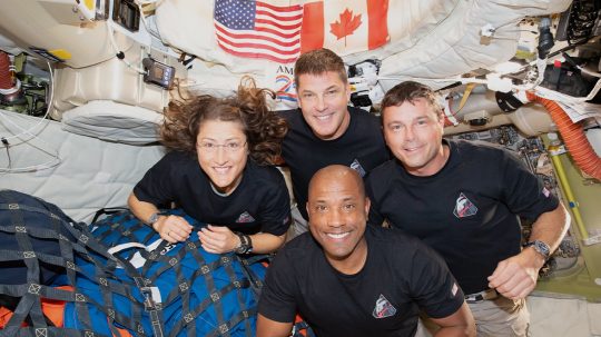 Hamarosan landolhatnak az Artemis–2 űrhajósai