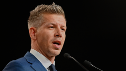 Magyar: Rendszerváltásra van szükség