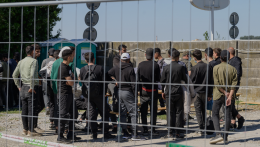 Ellenzéki vizsgálatot sürgetnek a migráció ügyében