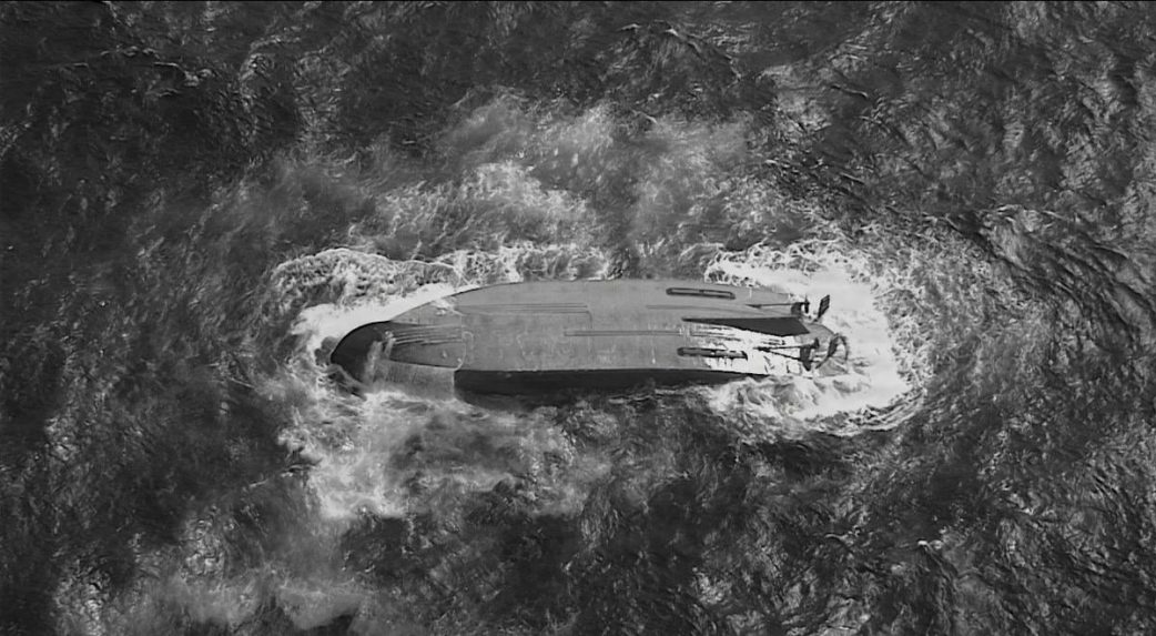 Az amerikai fegyveres erők rajtaütést hajtottak végre egy feltételezett drogcsempész hajó ellen