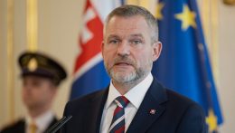 Peter Pellegrini július elejére írta ki a népszavazást, de a legfontosabb kérdés kimarad