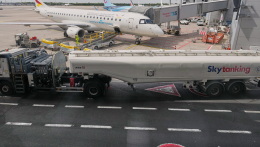 EB: Az EU-ban egyelőre nem fenyeget akut repülőgép-üzemanyaghiány