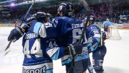 Jégkorong Extraliga-döntő, 5. mérkőzés: Nitra‑Slovan 5:3