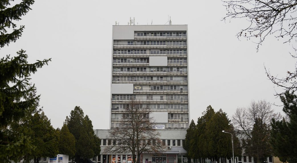 Május 8-án a munkanapi rend szerint fogadja a betegeket az érsekújvári kórház