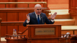 Romániában megbuktatták a kormányt, mélyül a politikai válság