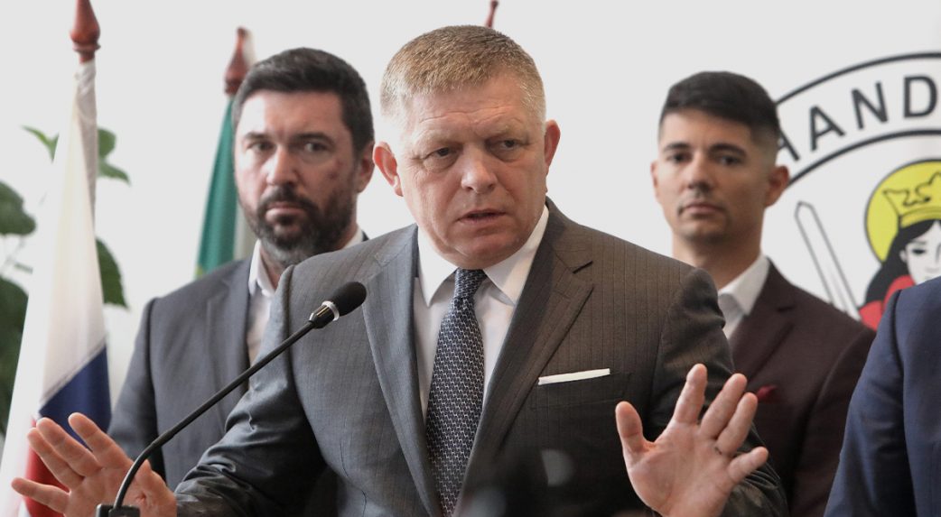 Robert Fico aggodalmát fejezte ki az ukrán határ közelében történt szerdai támadások miatt