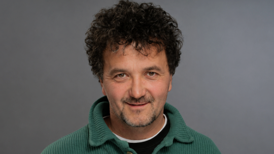 Elhunyt Scherer Péter