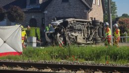 Belgium: Vonat ütközött egy iskolai kisbusszal, négyen meghaltak
