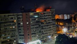 Az ukrán légvédelem találata térítette el a Romániába csapódó drónt