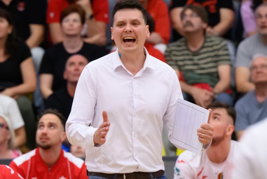 Férfi röplabda Extraliga-döntő: bajnok lett a komáromi csapat