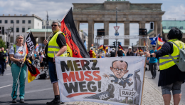 Kormányellenes tüntetés Berlinben
