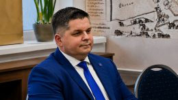 Halász Béla a Magyar Szövettségtől függetlenül száll versenybe Nyitra megyében