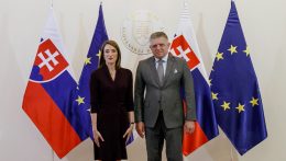 Fico Metsolának: az EU kettős mércét alkalmaz Szlovákiával szemben