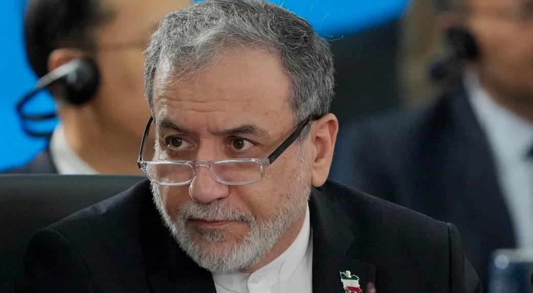 Irán és az USA pénteken új tárgyalási fordulóba kezd Svájcban