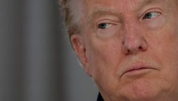 Trump az iráni megállapodás aláírása előtt Ukrajna felé fordul