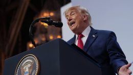 Trump szerint Irán beleegyezett a nukleáris ellenőrzésekbe – Teherán tagadja