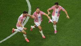 23. labdarúgó-vb: Anglia nyerte az L-csoportot, Horvátország és Ghána is továbbjutott