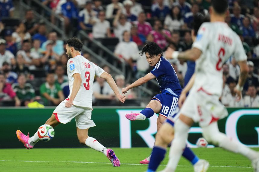 23. labdarúgó-világbajnokság: Japán hengerelt, Curacao megszerezte első vb-pontját