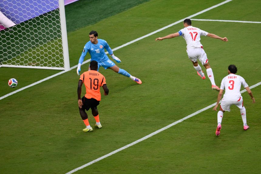 23. labdarúgó-vb: Hollandia nyerte az F-csoportot, Japán és Svédország is továbbjutott