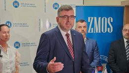 Önkormányzatokat céloznak meg a kibercslások — Komárom is figyelmeztet