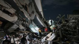 Venezuela iker-földrengése: több mint 2300 halott, politikai és gazdasági bizonytalanság