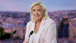 Bejelentette indulását az elnökválasztáson Marine Le Pen