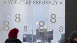 Figyelem: csütörtök délután nem fogadnak jogosítványkérelmeket a szlovák okmányosztályokon