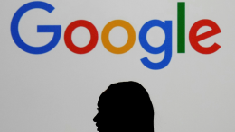 Az Európai Bizottság 890 millió eurós bírságot szabott ki a Google-ra