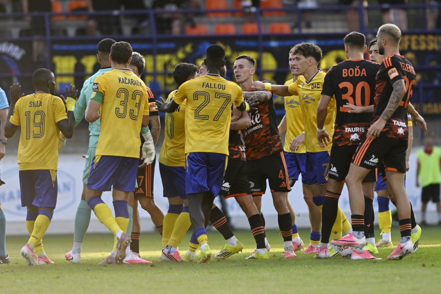 Fociliga, 1. forduló: idegenben hengerelt a bajnok Slovan, döntetlenezett a DAC és a Košice