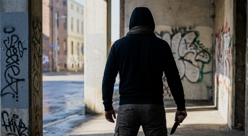 Párizsi késes támadás: három nőt sebesítettek meg a Porte de Clichy közelében, a tettesi elfogott