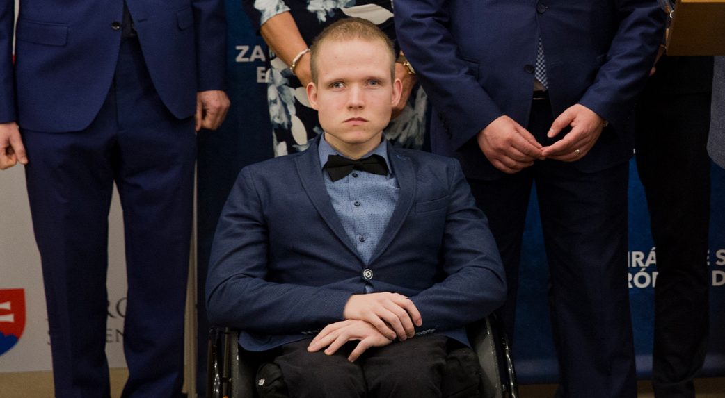 Cseh szexuális ragadozó vadász leplezte le a volt OĽaNO-képviselőt — a Főügyészség hivatalból vizsgálatot indított