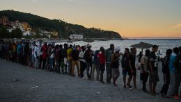 Több tucat embert vádoltak meg a ceutai migrációs válság miatt Marokkóban