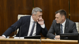 Egyre élesebb konfliktus az SNS-en belül – Danko szeptember 15-ig követeli Taraba távozását