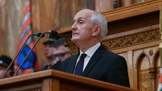 Szerdán lép hivatalába Baka András, Magyarország nyolcadik köztársasági elnöke