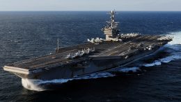 USA: A George Washington repülőgép-hordozó megérkezett a Közel-Keletre