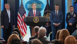 A CIA vezetője Moszkvában a balti eszkalációtól és Irán támogatásától óvta Oroszországot