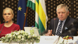 A következő időszakban kihelyezett kormányülések egész sora vár a Fico-kabinetre