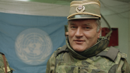 Szerbia katonai és állami tiszteletadást adna Ratko Mladićnak