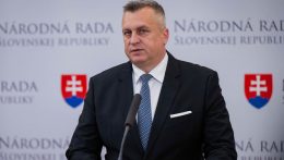 Andrej Danko bekeményít, de meddig hajlandó elmenni a nemzetiek vezetője?