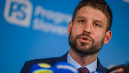 A PS Ficót teszi felelőssé a koalíciós válságért, előrehozott választásokat sürget