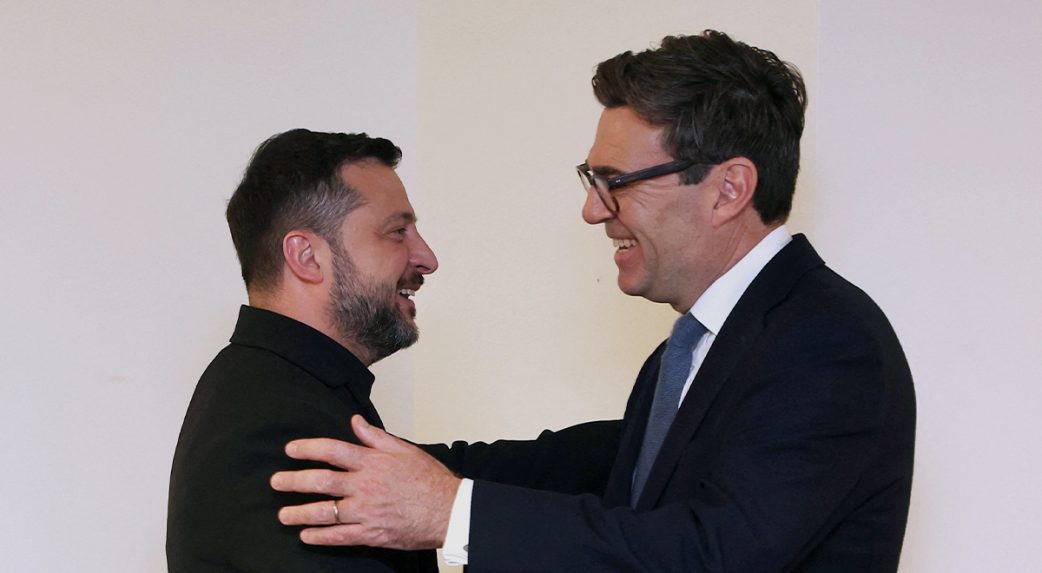 Zelenszkij Andy Burnham brit miniszterelnökkel tárgyalt New Yorkban – Oroszország új nagyszabású támadást készít Ukrajna ellen