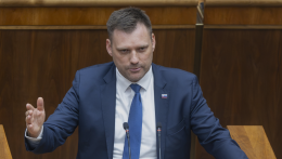 Független parlamenti képviselőként folytatja politikai tevékenységét Tomáš Taraba