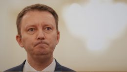 Románia kormányválsága: újabb miniszterelnök-jelölt bukott el